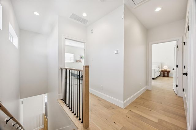 1127 W 16th Street C, Houston, TX 77008