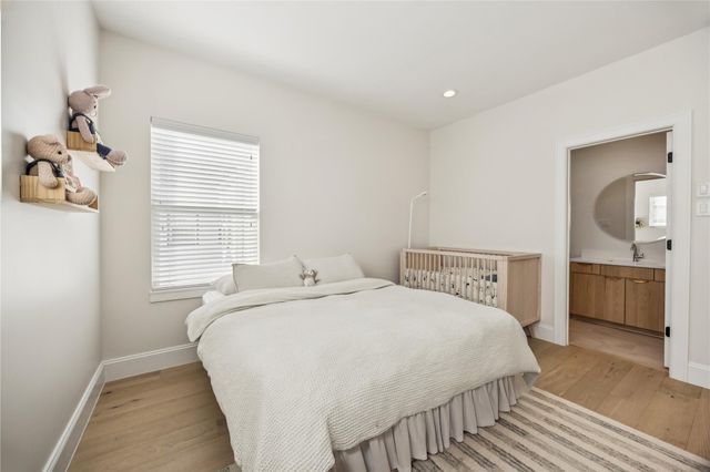 1127 W 16th Street C, Houston, TX 77008