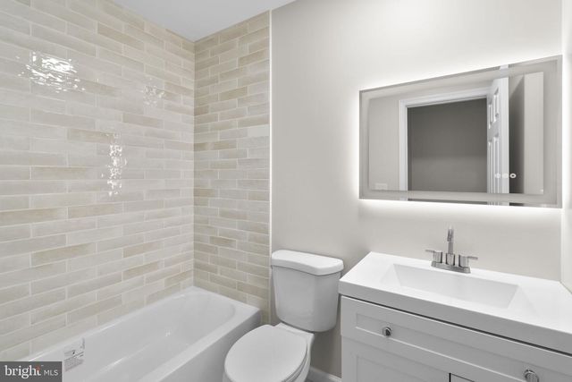 4306 FERNHILL AVE, Baltimore, MD 21215