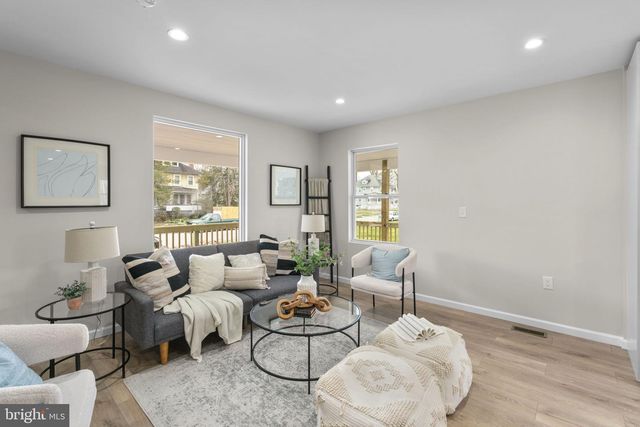 4306 FERNHILL AVE, Baltimore, MD 21215