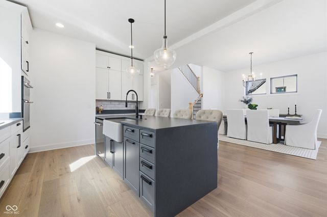 626 S Union Street, Westfield, IN 46074