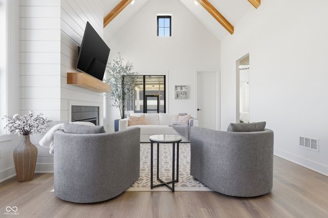 626 S Union Street, Westfield, IN 46074