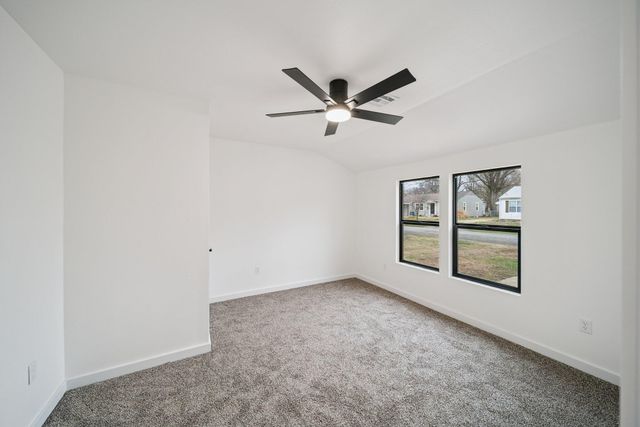 905 M Street NW, Miami, OK 74354