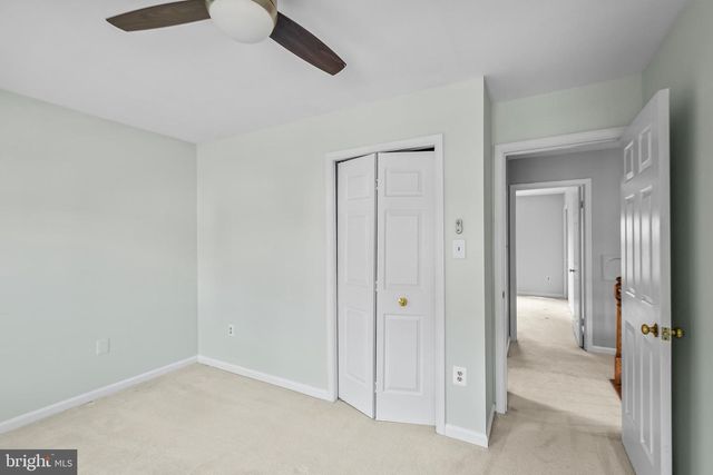 8942 KENILWORTH DR, Burke, VA 22015