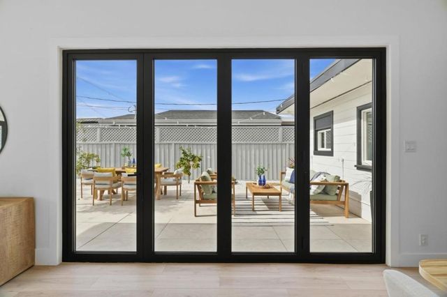 996 Patricia Avenue, San Mateo, CA 94401