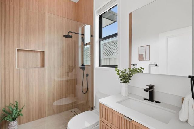 996 Patricia Avenue, San Mateo, CA 94401