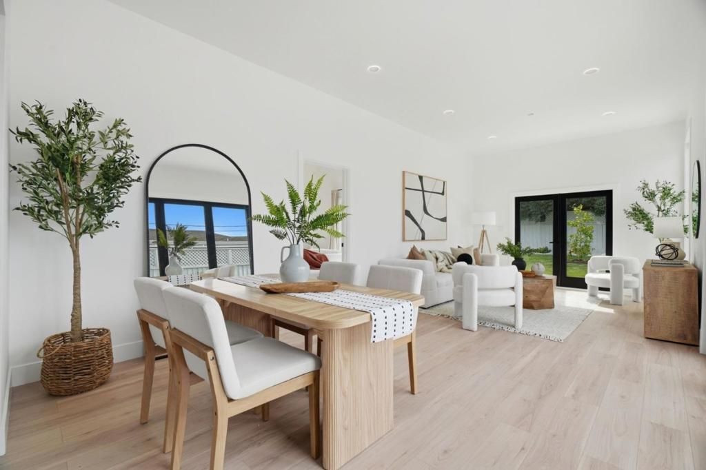 Image 10 of property listing at 996 Patricia Avenue, San Mateo, CA 94401