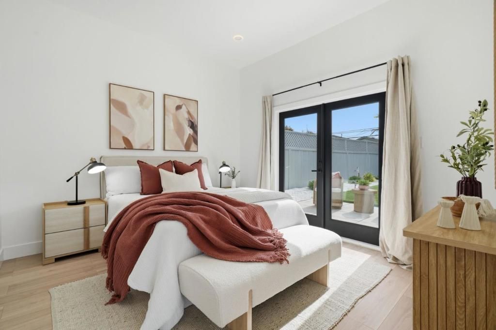 Image 18 of property listing at 996 Patricia Avenue, San Mateo, CA 94401