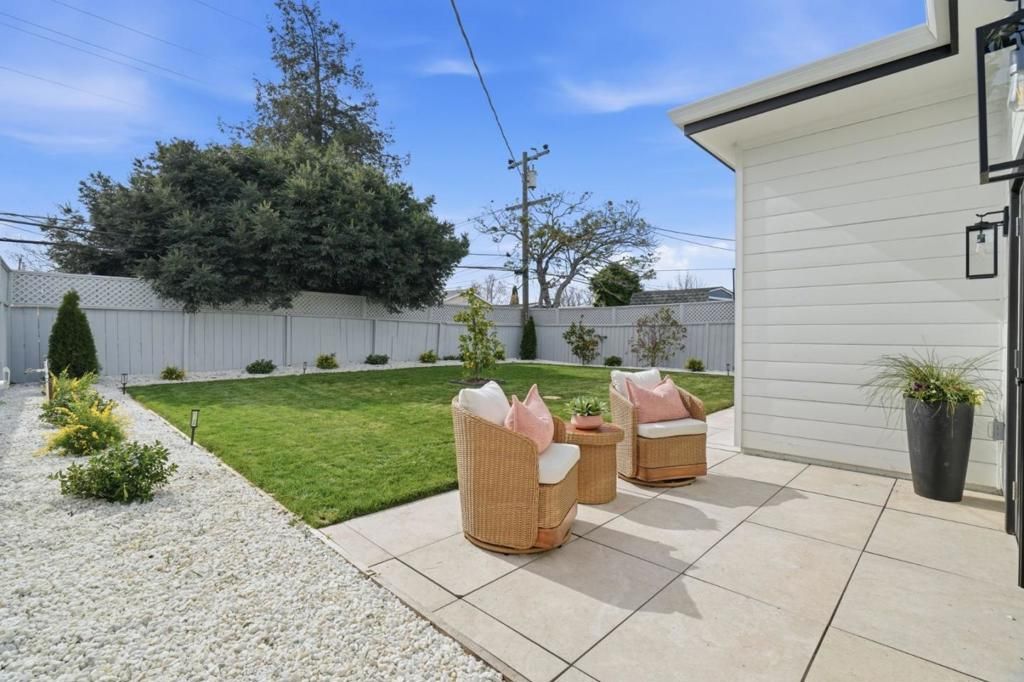 Image 31 of property listing at 996 Patricia Avenue, San Mateo, CA 94401