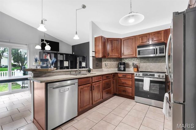 475 Mission Bay Drive, Grover, MO 63040