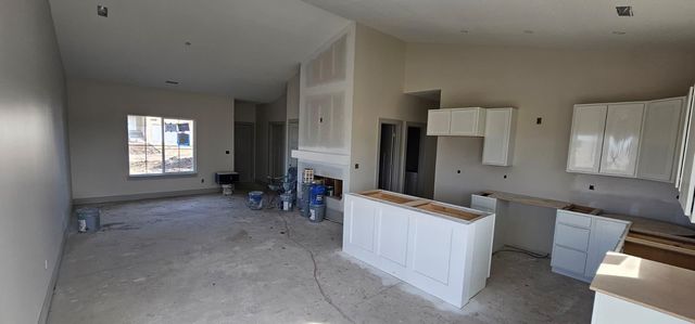 1541 Midway Ct., Valley Center, KS 67147