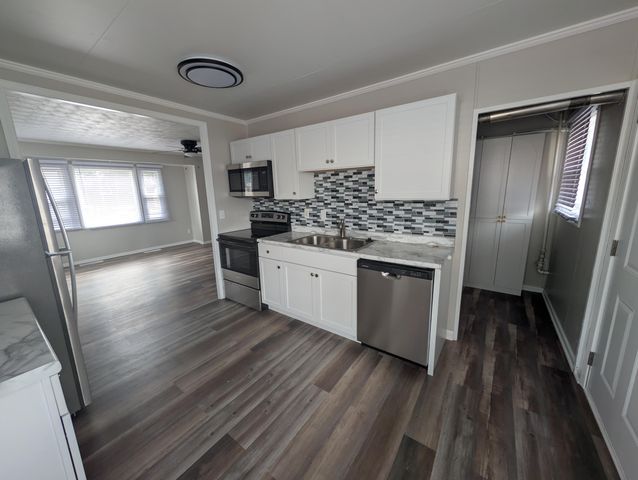 2600 AVENUE H, Council Bluffs, IA 51501