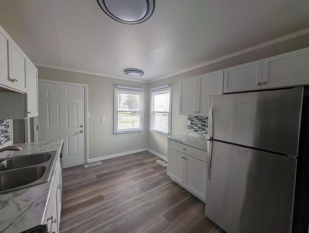 2600 AVENUE H, Council Bluffs, IA 51501