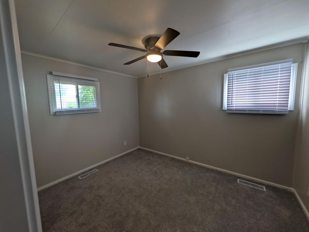 2600 AVENUE H, Council Bluffs, IA 51501