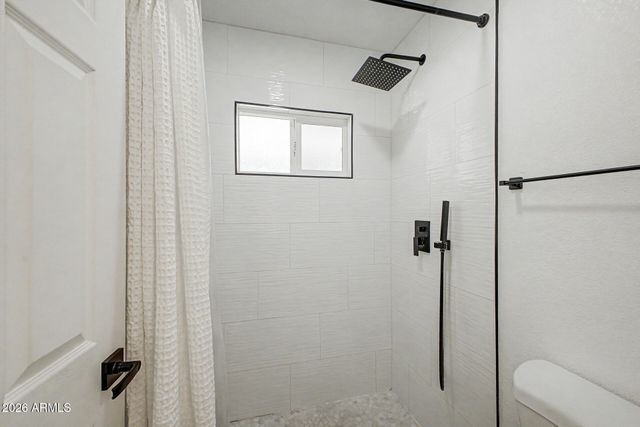 2738 E WINDROSE Drive, Phoenix, AZ 85032