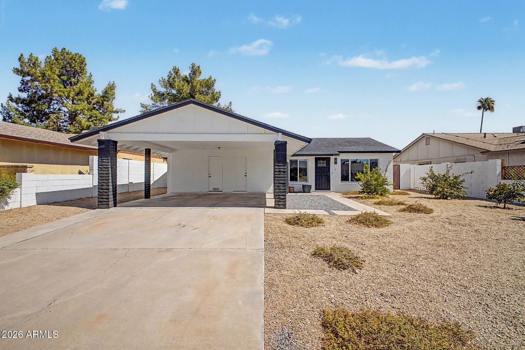 2738 E WINDROSE Drive, Phoenix, AZ 85032 — photo 4