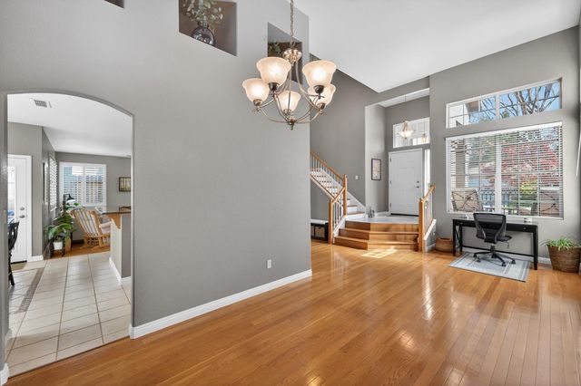 5310 Heritage Ct, Rocklin, CA 95765