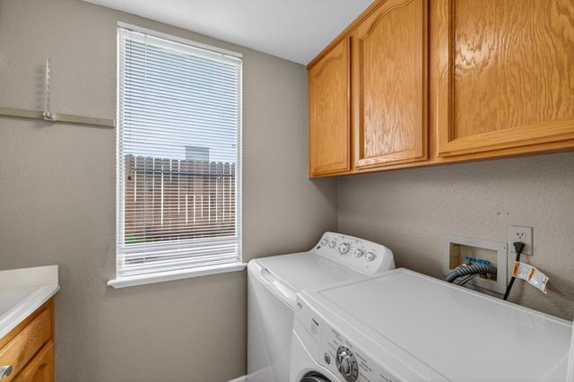 5310 Heritage Ct, Rocklin, CA 95765