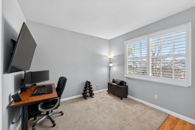 5310 Heritage Ct, Rocklin, CA 95765