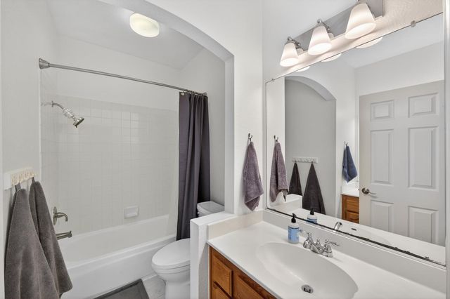 5310 Heritage Ct, Rocklin, CA 95765