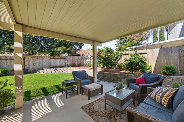 5310 Heritage Ct, Rocklin, CA 95765
