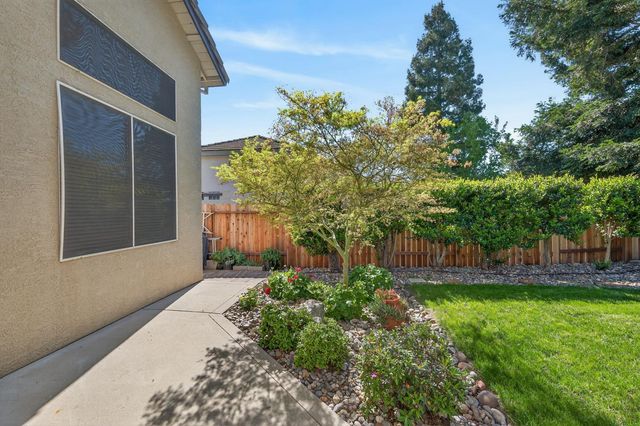 5310 Heritage Ct, Rocklin, CA 95765