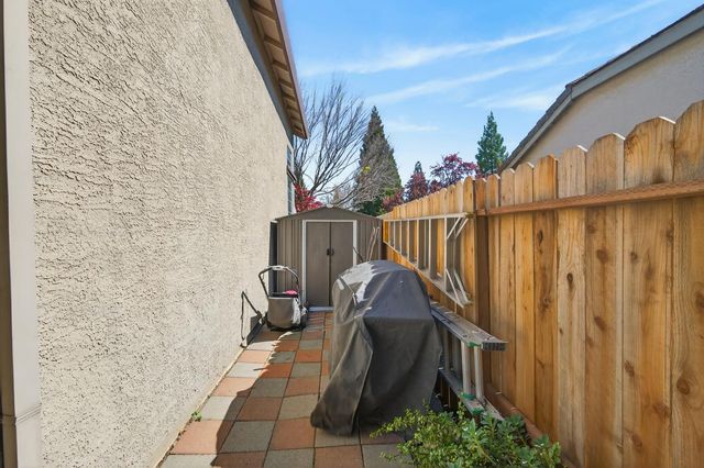 5310 Heritage Ct, Rocklin, CA 95765