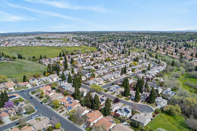 5310 Heritage Ct, Rocklin, CA 95765