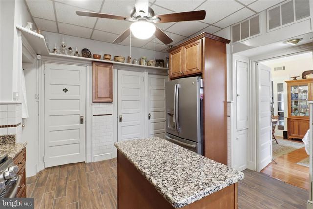 716 N LIME ST, Lancaster, PA 17602