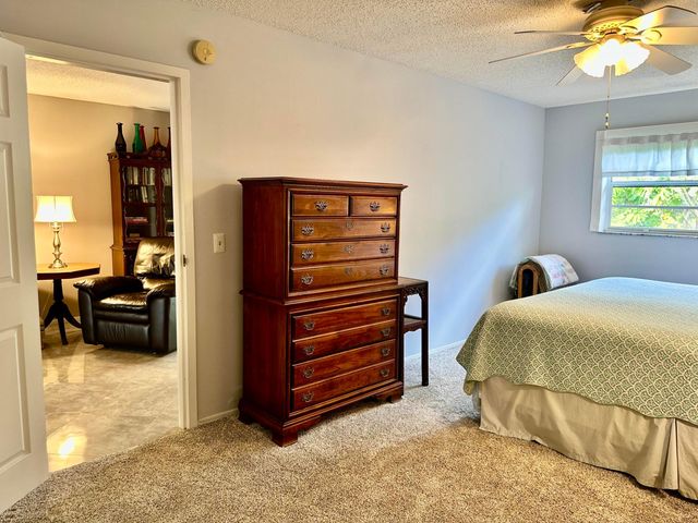 2950 SE Ocean Boulevard 130-6, Stuart, FL 34996