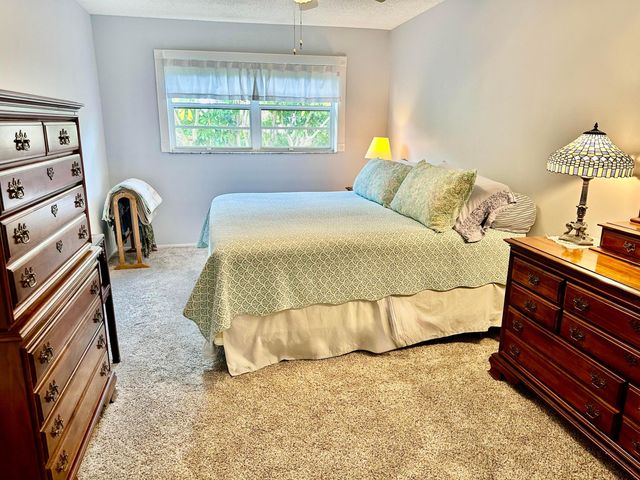 2950 SE Ocean Boulevard 130-6, Stuart, FL 34996