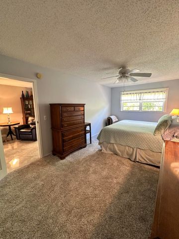 2950 SE Ocean Boulevard 130-6, Stuart, FL 34996