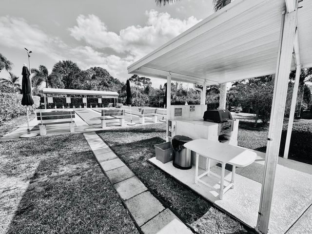 2950 SE Ocean Boulevard 130-6, Stuart, FL 34996