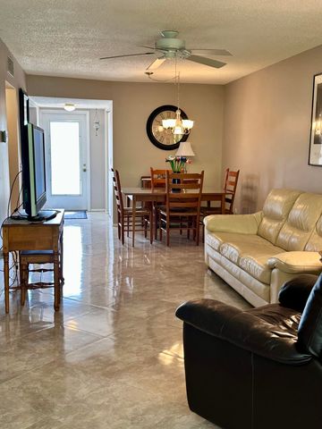 2950 SE Ocean Boulevard 130-6, Stuart, FL 34996