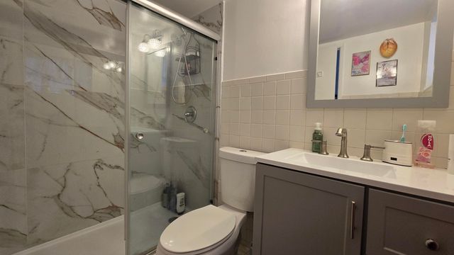 1200 Tallwood Avenue 305, Hollywood, FL 33021