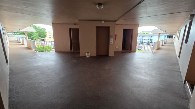 1200 Tallwood Avenue 305, Hollywood, FL 33021