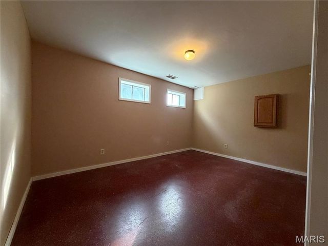 1709 Hawthorne Drive, Pacific, MO 63069