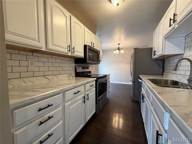 1709 Hawthorne Drive, Pacific, MO 63069