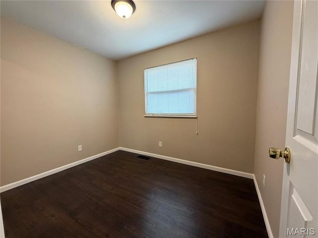 1709 Hawthorne Drive, Pacific, MO 63069