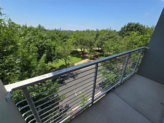 1320 Robert Browning ST 308, Austin, TX 78723
