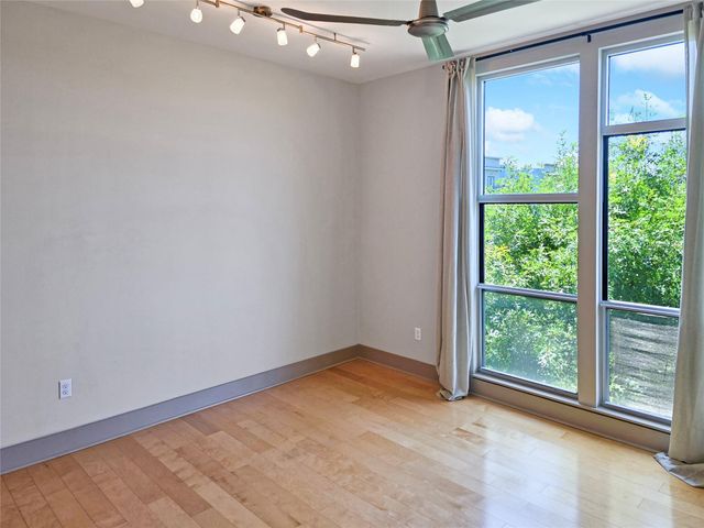 1320 Robert Browning ST 308, Austin, TX 78723