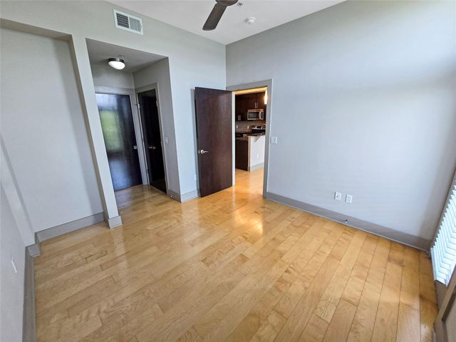 1320 Robert Browning ST 308, Austin, TX 78723
