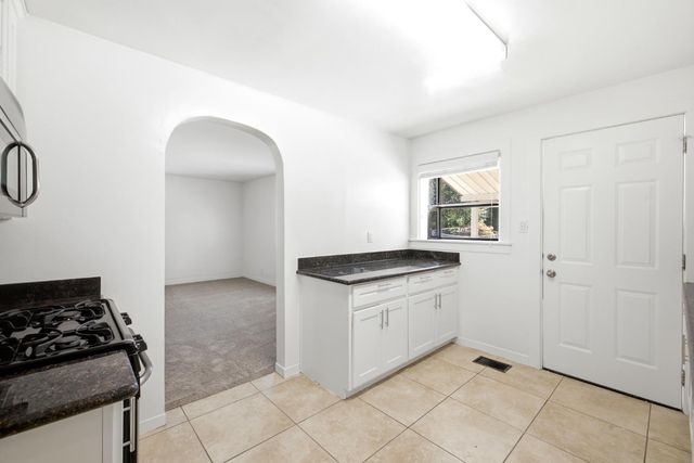 8048 Twin Oaks Ave, Citrus Heights, CA 95610