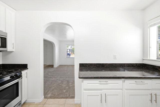 8048 Twin Oaks Ave, Citrus Heights, CA 95610