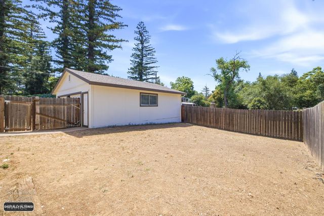8048 Twin Oaks Ave, Citrus Heights, CA 95610