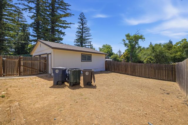 8048 Twin Oaks Ave, Citrus Heights, CA 95610