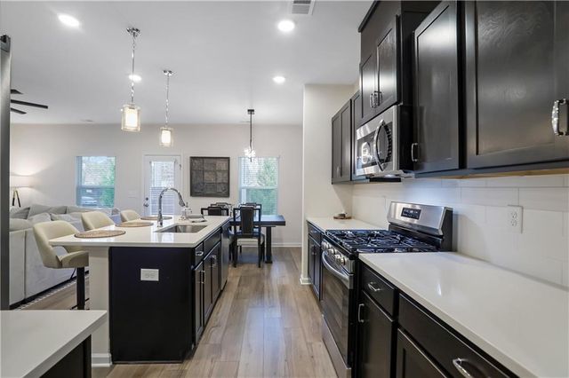 1170 Chastain Drive, Sugar Hill, GA 30518