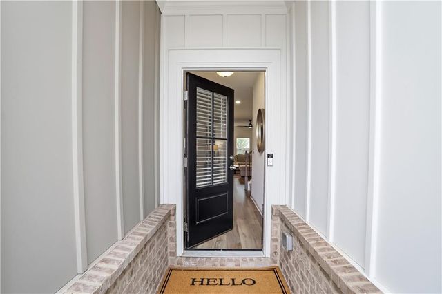 1170 Chastain Drive, Sugar Hill, GA 30518