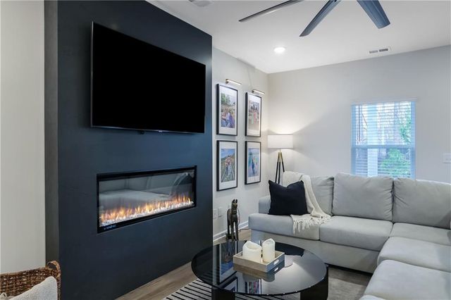 1170 Chastain Drive, Sugar Hill, GA 30518