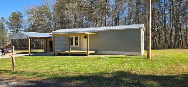 910 Barnett Bridge Rd, Lancing, TN 37770